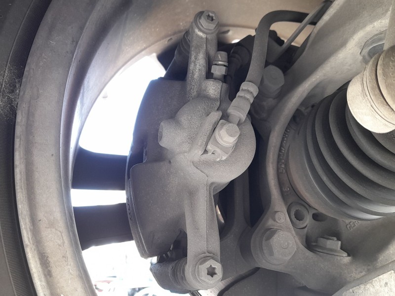 Recambio de pinza freno delantera derecha para volkswagen tiguan (ad1, ax1) 1.5 tsi referencia OEM IAM 8V0615124D  