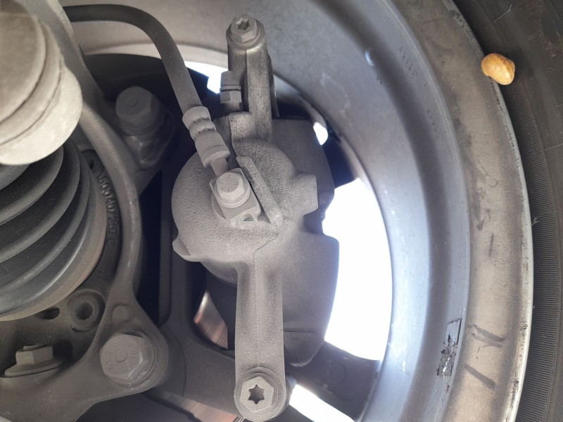 Recambio de pinza freno delantera izquierda para volkswagen tiguan (ad1, ax1) 1.5 tsi referencia OEM IAM 8V0615123D  