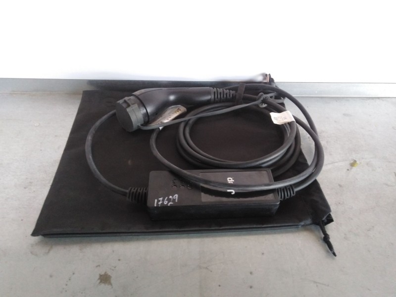 Recambio de cable para jeep renegade suv (bu, b1, bv) 1.3 t-gdi 4x4 referencia OEM IAM 35593763 CABLE DE CARGA 52220643