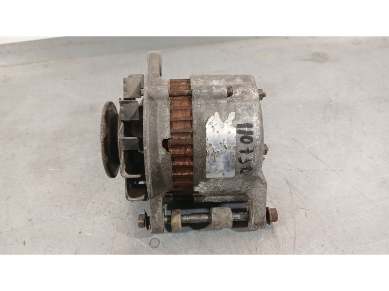 Recambio de alternador para ausa dv17 chasis cabina referencia OEM IAM  HITACHI 