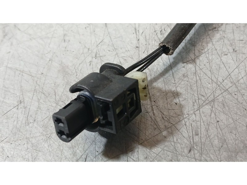 Recambio de sensor de temperatura para bmw 1 (f40) 118 d referencia OEM IAM 8589815  