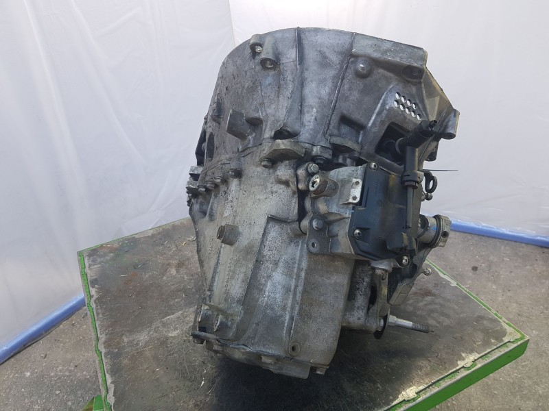Recambio de caja cambios para peugeot 3008 i monospace (0u_) 1.6 hdi referencia OEM IAM 20EA07 2232F3 2231E6