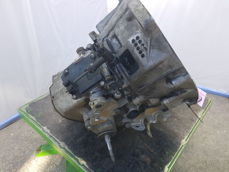 Recambio de caja cambios para peugeot 3008 i monospace (0u_) 1.6 hdi referencia OEM IAM 20EA07 2232F3 2231E6