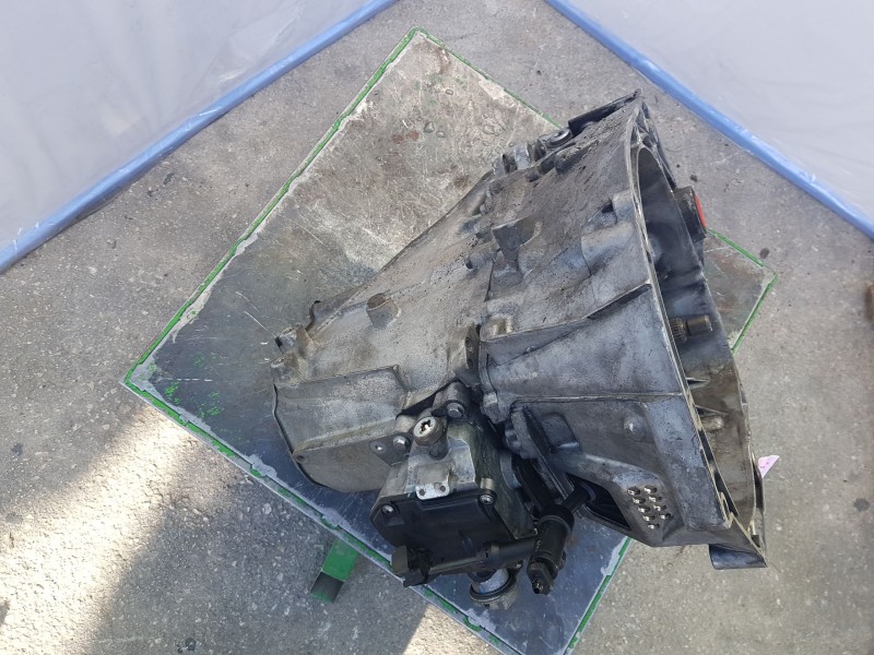 Recambio de caja cambios para peugeot 3008 i monospace (0u_) 1.6 hdi referencia OEM IAM 20EA07 2232F3 2231E6