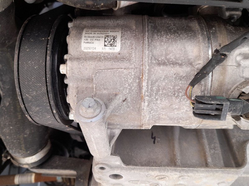 Recambio de compresor aire acondicionado para ford puma (j2k, cf7) 1.0 ecoboost mhev referencia OEM IAM 2469393  