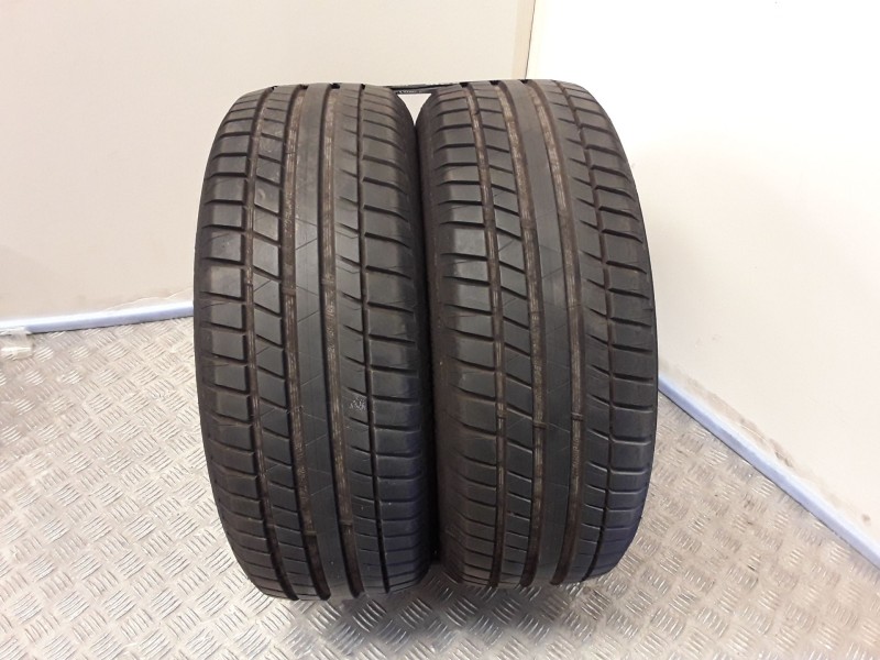 Recambio de neumatico pareja para neumaticos reutilizados - referencia OEM IAM 205551694W KORMORAN 205/55/16/94W