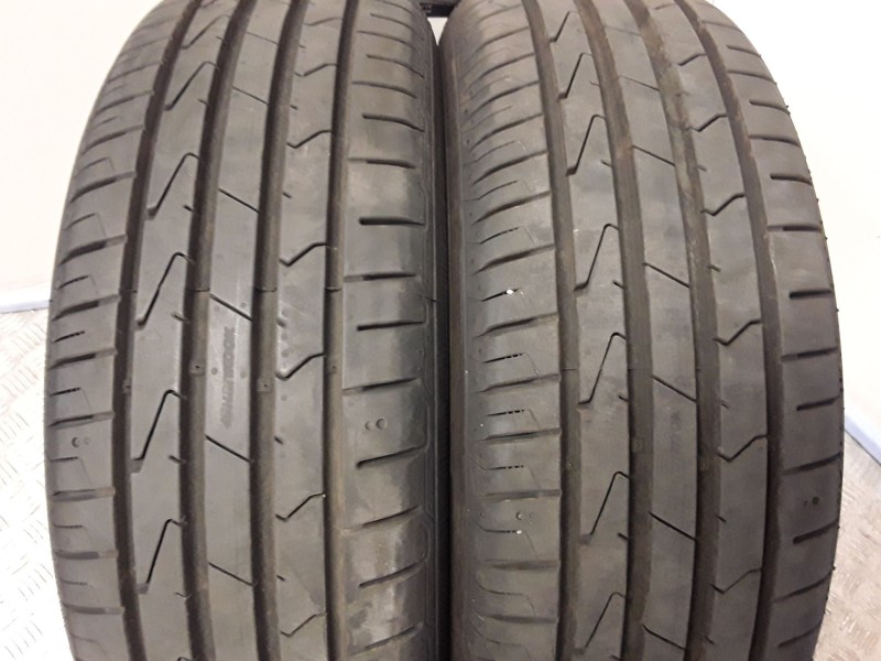 Recambio de neumatico pareja para neumaticos reutilizados - referencia OEM IAM 185601584H HANKOOK 185/60/15/84H