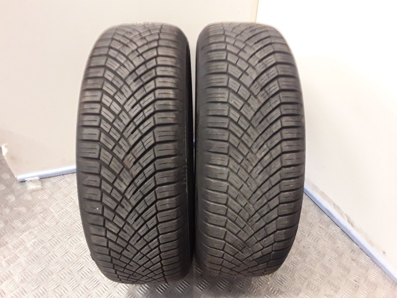 Recambio de neumatico pareja para neumaticos reutilizados - referencia OEM IAM 2256517106V CONTINENTAL 225/65/17/106V