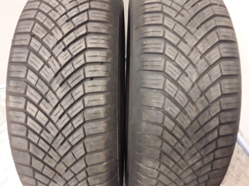 Recambio de neumatico pareja para neumaticos reutilizados - referencia OEM IAM 2256517106V CONTINENTAL 225/65/17/106V