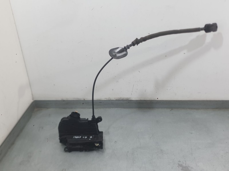 Recambio de cerradura puerta trasera derecha para renault captur i (j5_, h5_) 1.2 tce 120 referencia OEM IAM 825005865R  