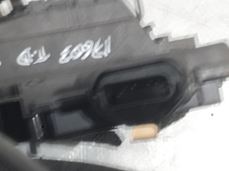 Recambio de cerradura puerta trasera derecha para renault captur i (j5_, h5_) 1.2 tce 120 referencia OEM IAM 825005865R  