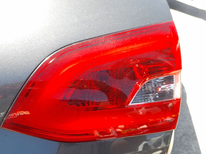 Recambio de piloto trasero derecho interior para peugeot 308 sw ii (lc_, lj_, lr_, lx_, l4_) 1.5 bluehdi 130 referencia OEM IAM 