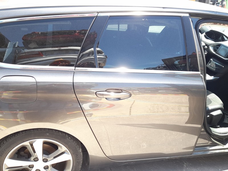 Recambio de puerta trasera derecha para peugeot 308 sw ii (lc_, lj_, lr_, lx_, l4_) 1.5 bluehdi 130 referencia OEM IAM 980526748