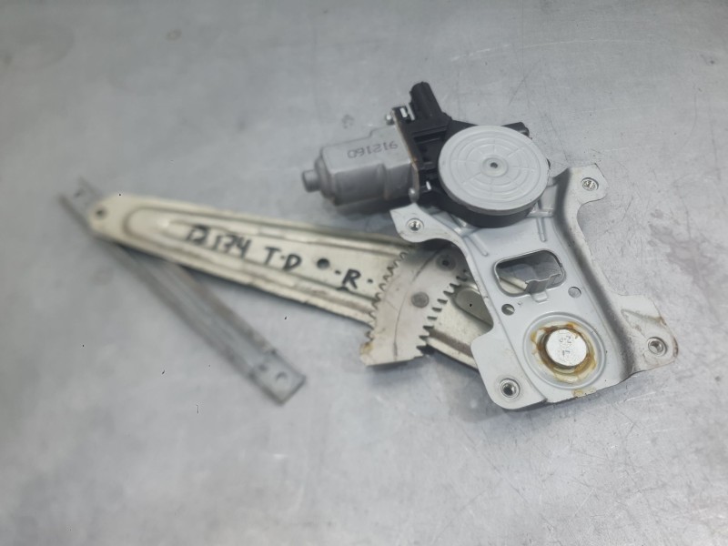 Recambio de elevalunas trasero derecho para honda insight (ze_) 1.3 ima (ze28, ze2) referencia OEM IAM 72711TM8003  