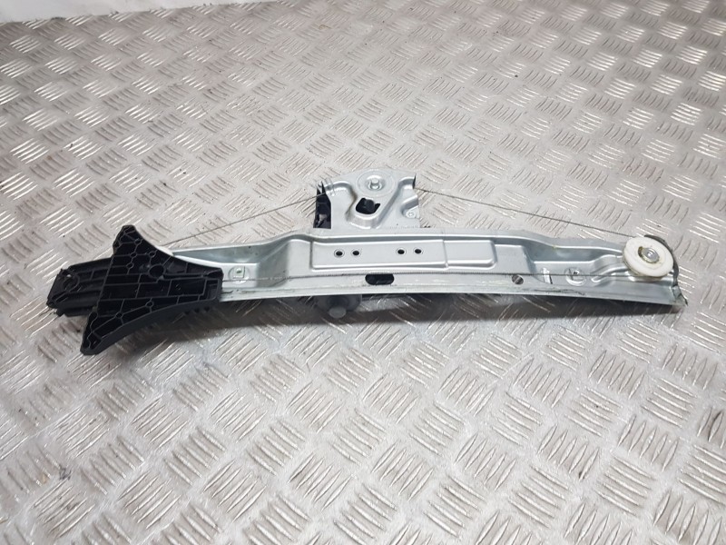 Recambio de elevalunas trasero derecho para opel insignia a sports tourer (g09) 1.6 cdti (35) referencia OEM IAM 20952451 BROSE 