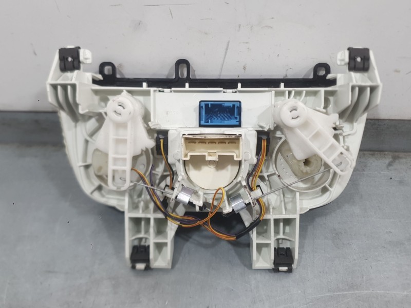 Recambio de mando calefaccion / aire acondicionado para fiat doblo cargo (263_) 1.6 d multijet referencia OEM IAM 735617706  