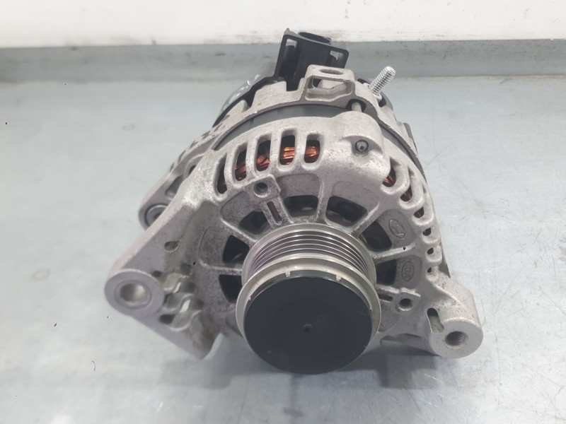 Recambio de alternador para kia stonic (yb) 1.0 t-gdi referencia OEM IAM 3730004950  