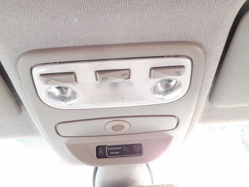 Recambio de luz interior para renault clio iv (bh_) 0.9 tce 90 referencia OEM IAM 739486822R  