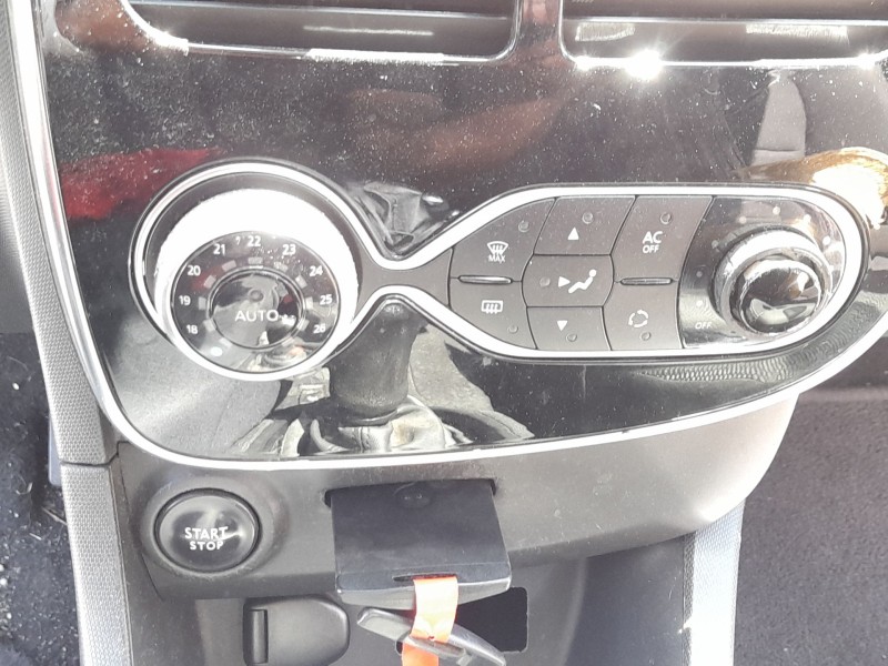 Recambio de mando climatizador para renault clio iv (bh_) 0.9 tce 90 referencia OEM IAM   