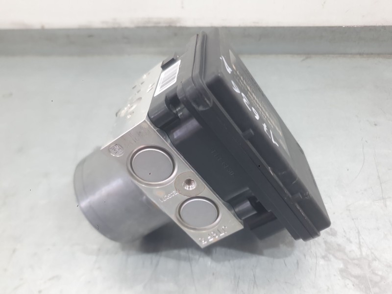 Recambio de abs para kia stonic (yb) 1.0 t-gdi referencia OEM IAM 58920H8250  