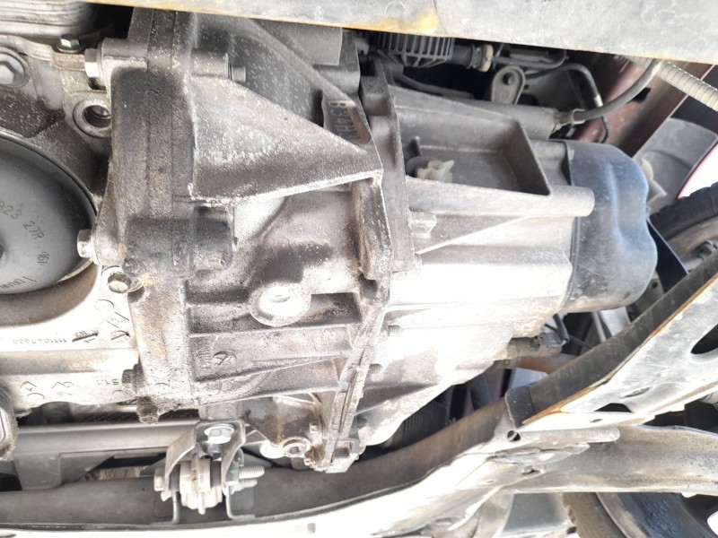 Recambio de caja cambios para renault clio iv (bh_) 0.9 tce 90 referencia OEM IAM JH3334 320107568R 8201601209