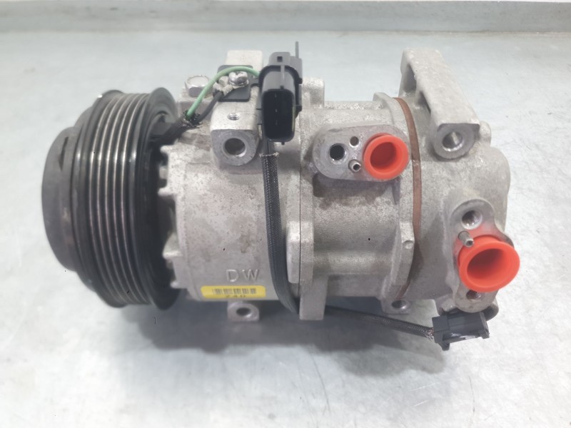 Recambio de compresor aire acondicionado para kia stonic (yb) 1.0 t-gdi referencia OEM IAM 97701H8400  