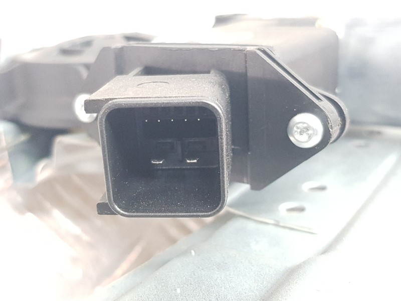 Recambio de elevalunas trasero derecho para opel insignia a sports tourer (g09) 1.6 cdti (35) referencia OEM IAM 20952451 BROSE 