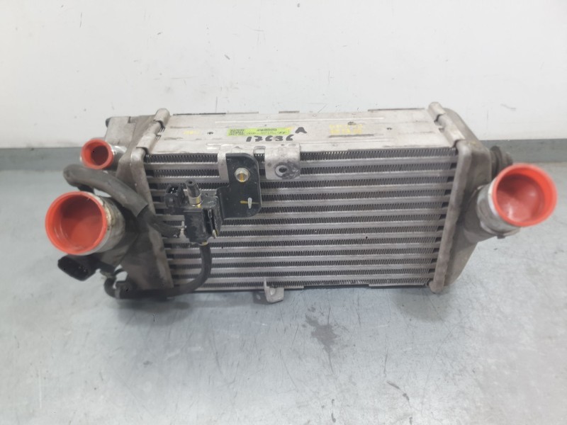 Recambio de intercooler para kia stonic (yb) 1.0 t-gdi referencia OEM IAM 2827004610  