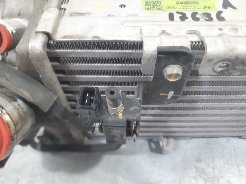 Recambio de intercooler para kia stonic (yb) 1.0 t-gdi referencia OEM IAM 2827004610  