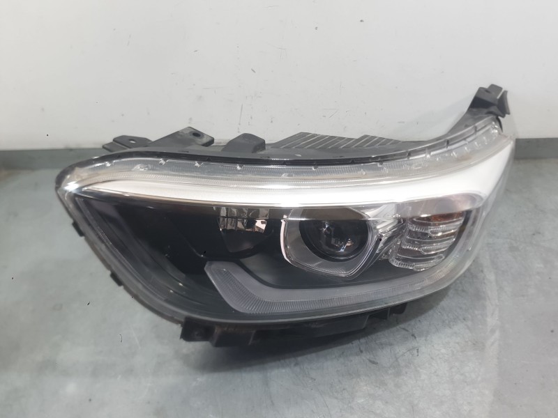 Recambio de faro izquierdo para kia stonic (yb) 1.0 t-gdi referencia OEM IAM 92101H8400  