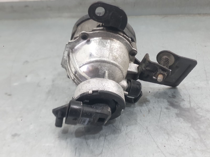Recambio de faro antiniebla izquierdo para kia stonic (yb) 1.0 t-gdi referencia OEM IAM 92201H8400  