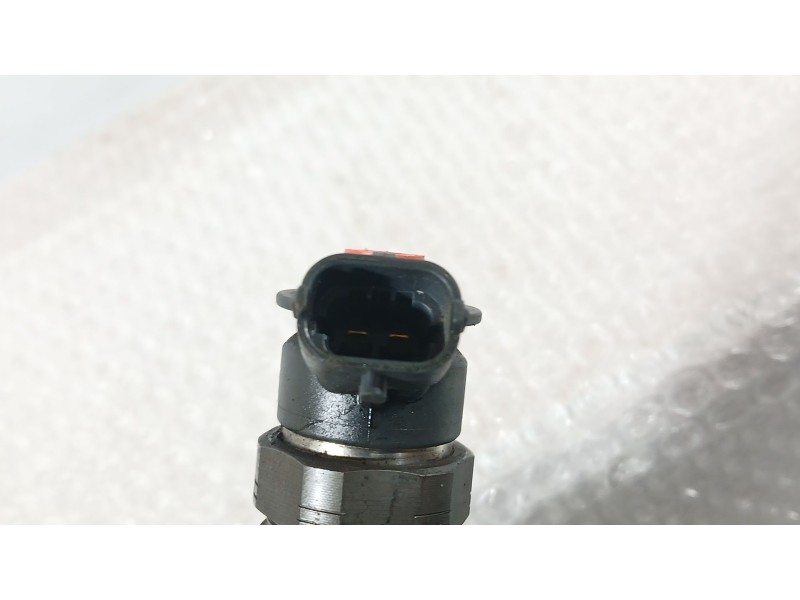 Recambio de inyector para peugeot 3008 i monospace (0u_) 1.6 bluehdi 120 referencia OEM IAM   