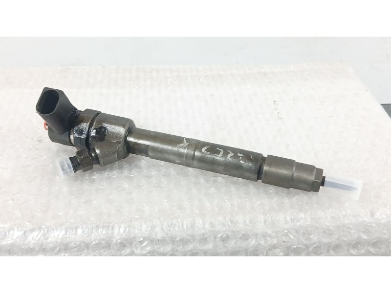 Recambio de inyector para mercedes-benz clase c t-model (s203) c 220 cdi (203.206) referencia OEM IAM   