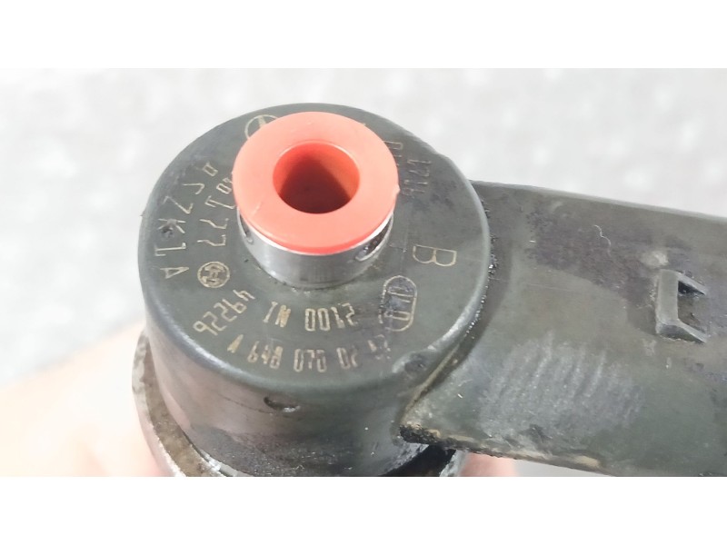Recambio de inyector para mercedes-benz clase c t-model (s203) c 220 cdi (203.206) referencia OEM IAM   