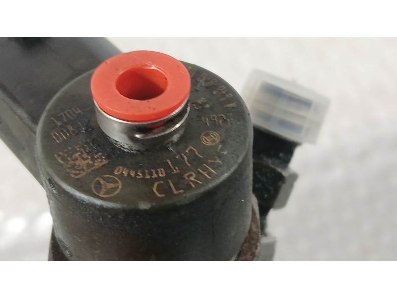 Recambio de inyector para mercedes-benz clase c t-model (s203) c 220 cdi (203.206) referencia OEM IAM   