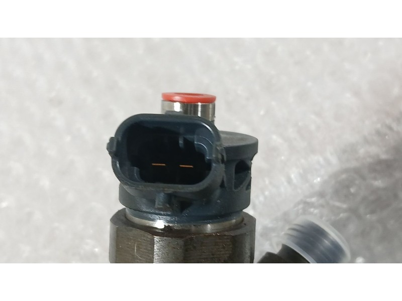 Recambio de inyector para opel crossland x / crossland (p17, p2qo) 1.5 turbo d (75) referencia OEM IAM   