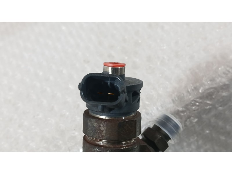 Recambio de inyector para opel crossland x / crossland (p17, p2qo) 1.5 turbo d (75) referencia OEM IAM   