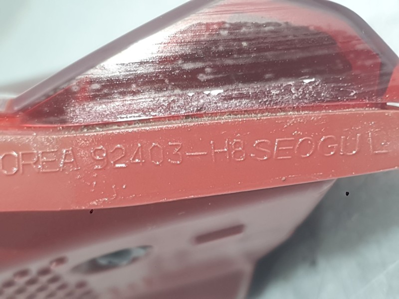 Recambio de piloto trasero izquierdo interior para kia stonic (yb) 1.0 t-gdi referencia OEM IAM 92403H8500  
