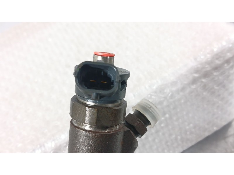 Recambio de inyector para opel crossland x / crossland (p17, p2qo) 1.5 turbo d (75) referencia OEM IAM   