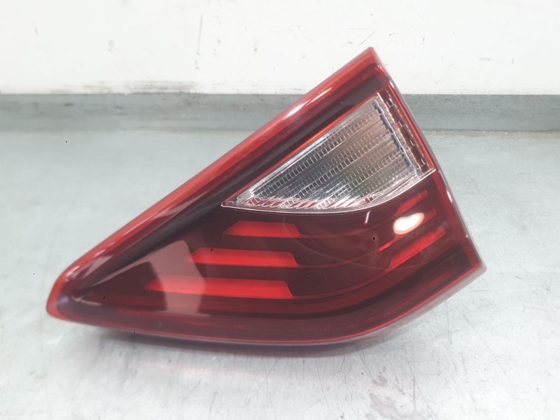 Recambio de piloto trasero derecho interior para kia stonic (yb) 1.0 t-gdi referencia OEM IAM 92404H8500  