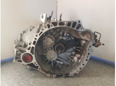 Recambio de caja cambios para toyota avensis (t27) active referencia OEM IAM 3030020A90  6VELOCIDADES