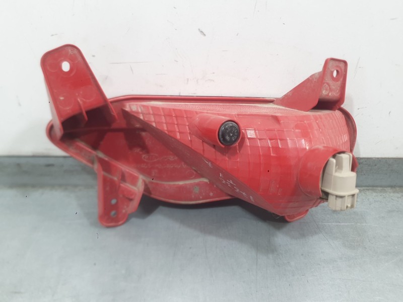 Recambio de piloto trasero izquierdo paragolpes para kia stonic (yb) 1.0 t-gdi referencia OEM IAM 92405H8410  