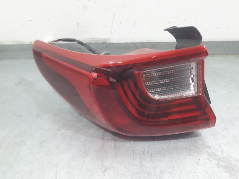 Recambio de piloto trasero izquierdo interior para kia stonic (yb) 1.0 t-gdi referencia OEM IAM 92401H8500  