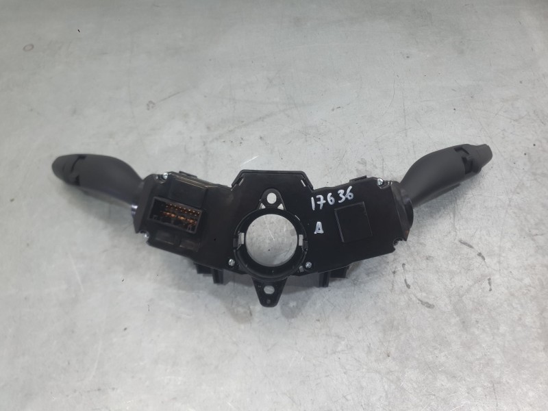 Recambio de mando luces y limpia para kia stonic (yb) 1.0 t-gdi referencia OEM IAM 93403H8960  