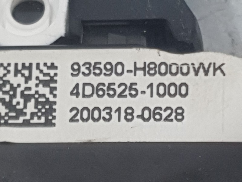 Recambio de mando elevalunas trasero derecho para kia stonic (yb) 1.0 t-gdi referencia OEM IAM 93576H8000  