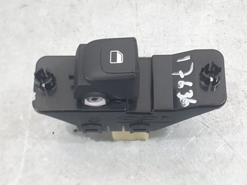 Recambio de mando elevalunas trasero izquierdo para kia stonic (yb) 1.0 t-gdi referencia OEM IAM 93576H8000  