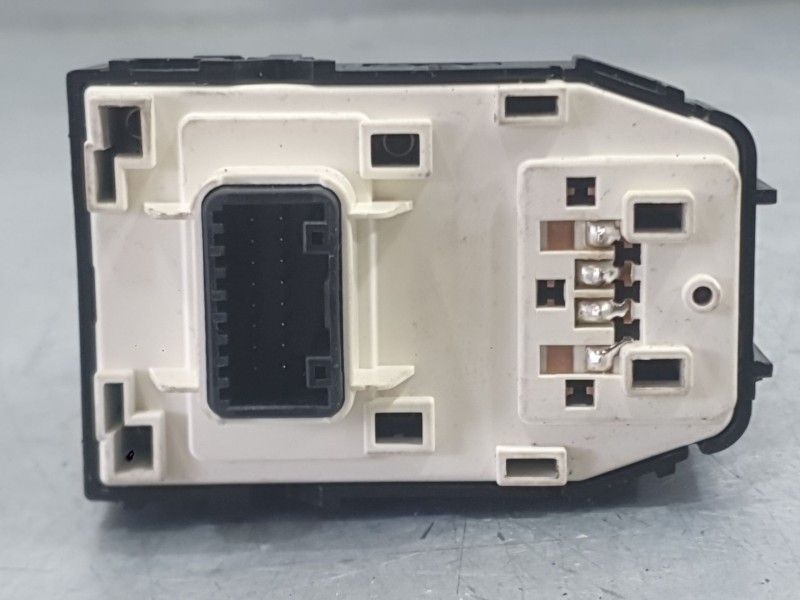 Recambio de mando retrovisor para kia stonic (yb) 1.0 t-gdi referencia OEM IAM 93530H8000  