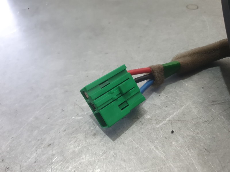 Recambio de antena para kia stonic (yb) 1.0 t-gdi referencia OEM IAM   