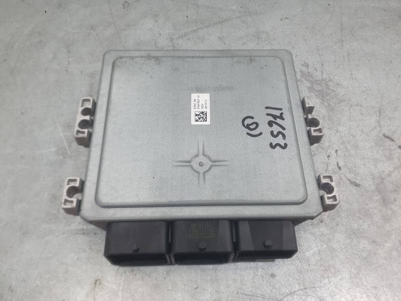 Recambio de centralita motor uce para peugeot 3008 i monospace (0u_) 1.6 hdi referencia OEM IAM 194477  