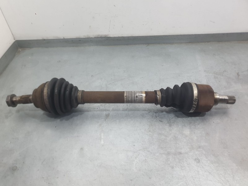 Recambio de transmision delantera izquierda para peugeot 3008 i monospace (0u_) 1.6 hdi referencia OEM IAM 3272PZ 3273QL 3272QA